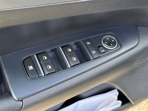 Used 2020 Kia Forte LXS image 14