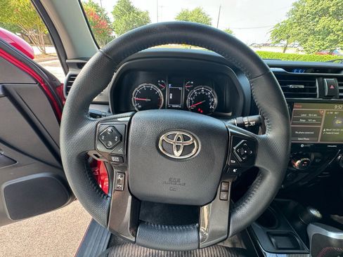 Used 2021 Toyota 4Runner TRD Off-Road image 20