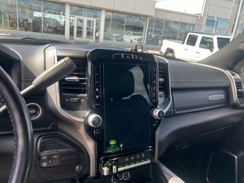 Used 2024 RAM 2500 Laramie w/ Night Edition AWD/4WD image 12