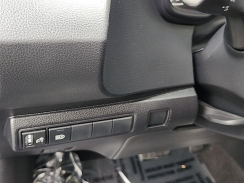 Certified 2022 Toyota Corolla LE image 13