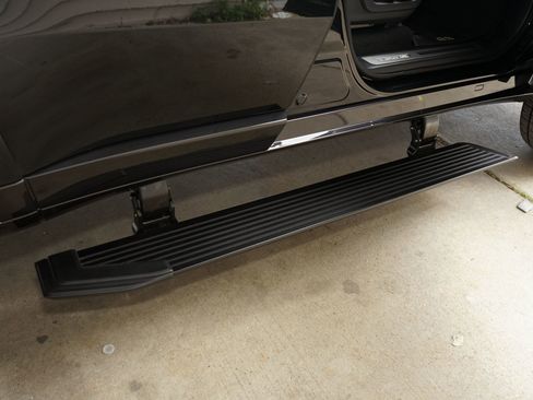 Used 2025 Lexus GX 550 Luxury+ w/ Accessory Package (2T) image 34