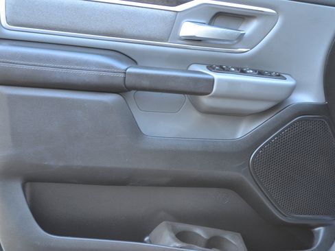 Used 2020 RAM 1500 Big Horn image 16