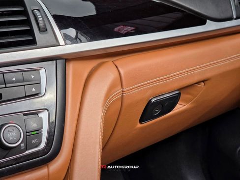 Used 2016 BMW M4 Convertible image 17