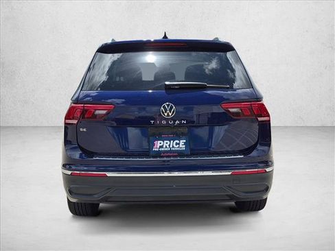 Used 2022 Volkswagen Tiguan SE FWD image 6