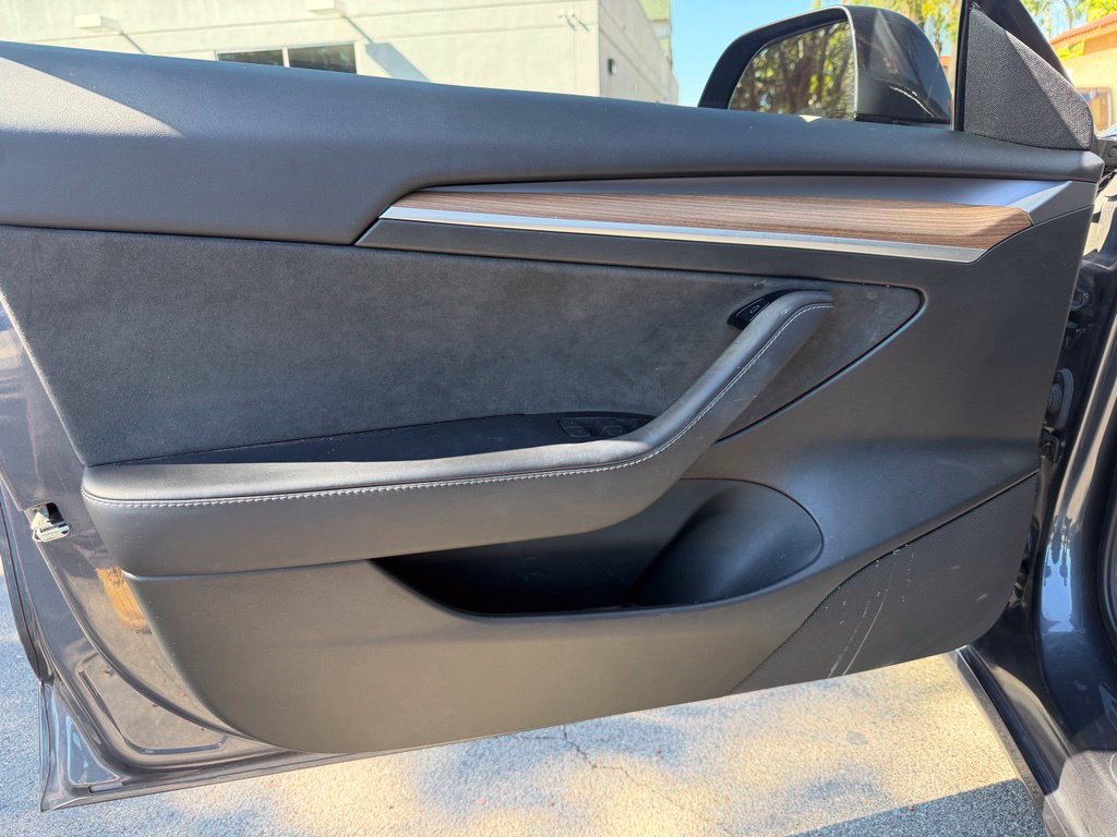 Used 2023 Tesla Model 3 Standard Range RWD image 18