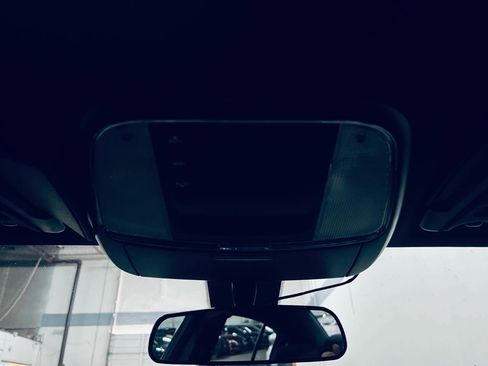 Used 2019 Dodge Charger SXT RWD image 38