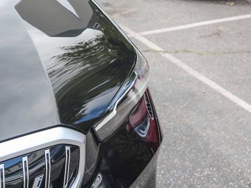 New 2026 BMW i5 eDrive40 w/ Premium Package image 10