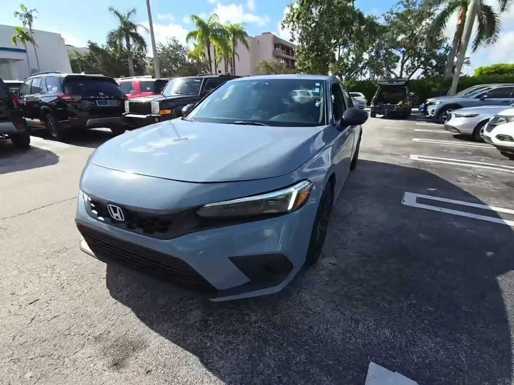 Used 2023 Honda Civic Sport image 1