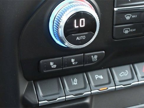 Used 2023 GMC Sierra 2500 AT4 w/ AT4 Premium Plus Package image 20