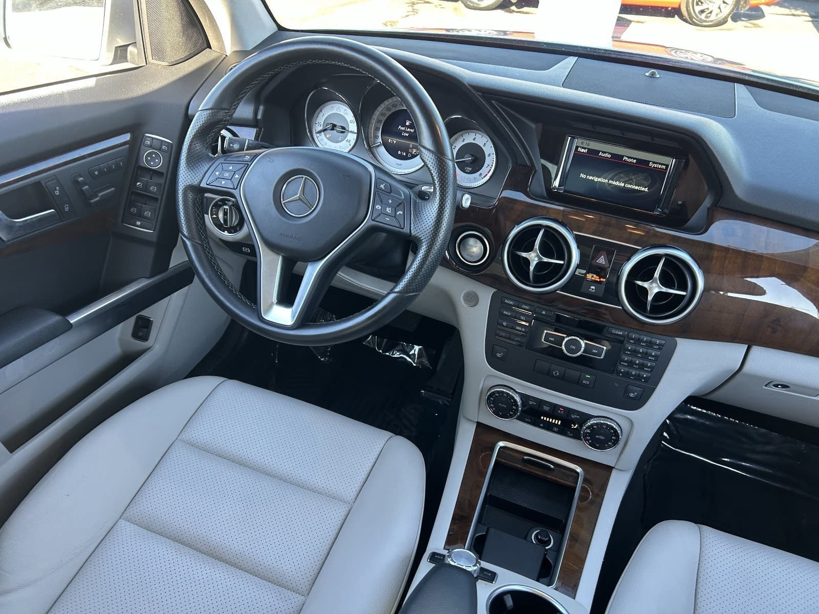 Used 2015 Mercedes-Benz GLK 350 2WD image 18