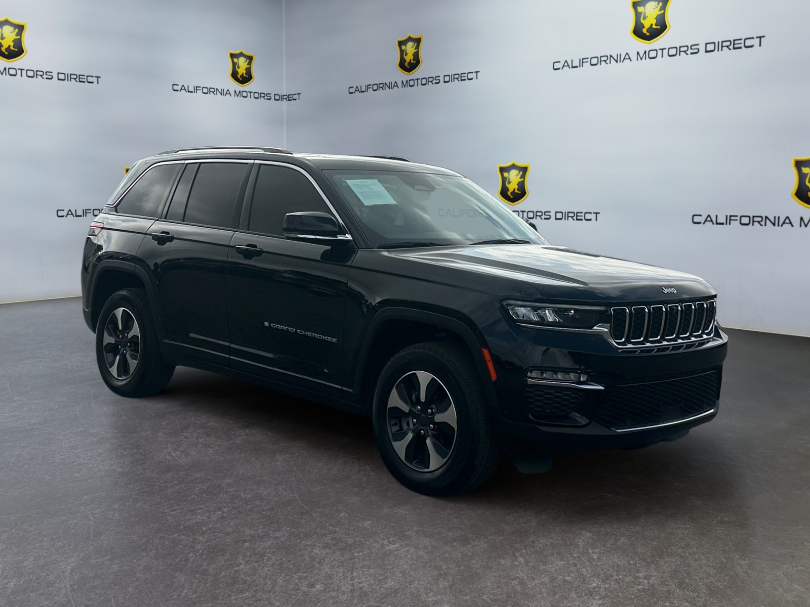 Used 2023 Jeep Grand Cherokee 4WD 4xe w/ Luxury Tech Group II image 7