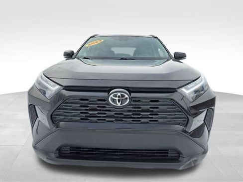 Used 2023 Toyota RAV4 XLE image 4