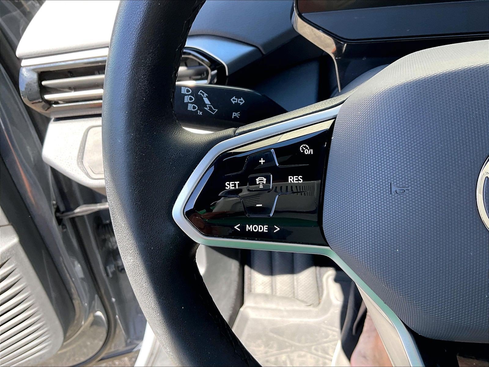 Certified 2023 Volkswagen ID.4 Pro RWD image 16