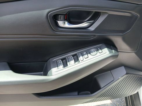 Used 2024 Honda Accord EX image 11