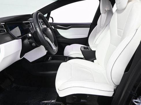 Used 2017 Tesla Model X 90D AWD/4WD image 13