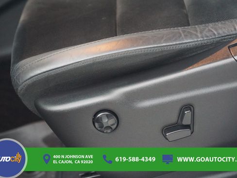 Used 2018 Jeep Grand Cherokee Altitude RWD image 17