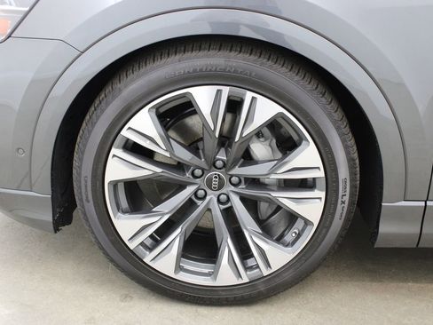 New 2026 Audi Q8 Premium Plus image 29