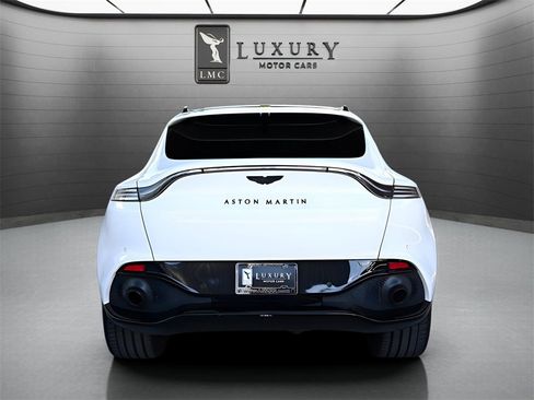 Used 2021 Aston Martin DBX image 6