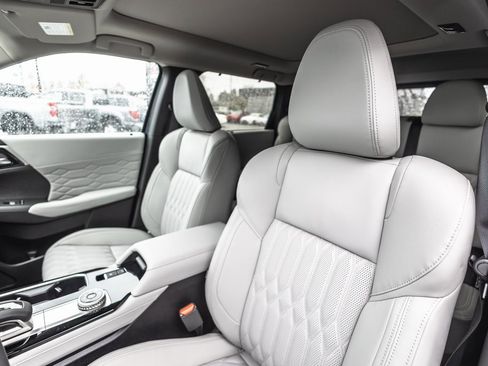 New 2026 Mitsubishi Outlander SEL image 21