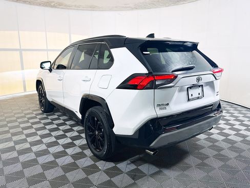 Used 2025 Toyota RAV4 XSE w/ Weather Package AWD/4WD image 5