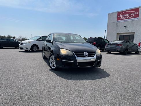 Used 2008 Volkswagen Jetta SE image 2