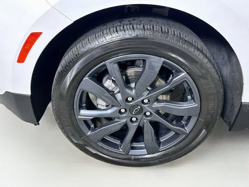 Used 2024 Chevrolet Equinox RS FWD image 24