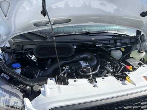 New 2026 Ford Transit 250 148 Medium Roof Extended AWD image 32