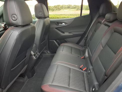 Used 2025 Chevrolet Equinox RS FWD image 27
