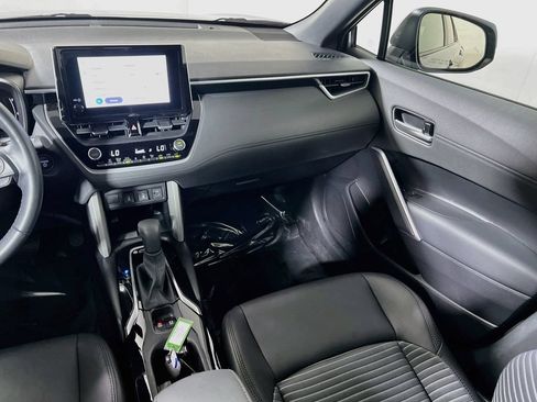 Certified 2024 Toyota Corolla Cross AWD Hybrid w/ Convenience Package image 21