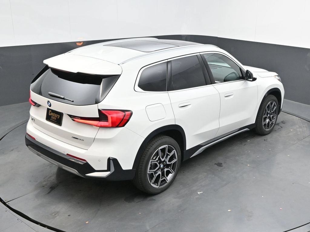 New 2026 BMW X1 xDrive28i w/ Convenience Package AWD/4WD image 38