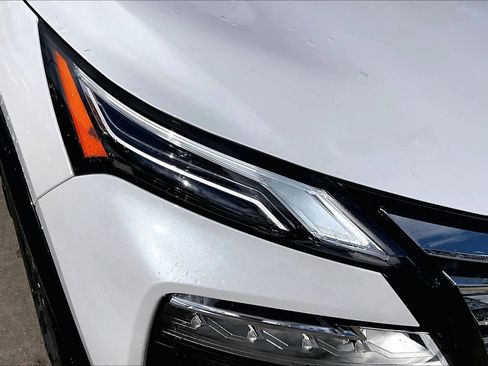 New 2026 Nissan Rogue Platinum w/ Platinum Premium Package image 18