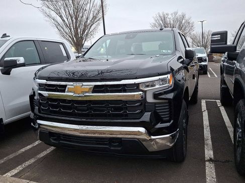 New 2026 Chevrolet Silverado 1500 LT image 3