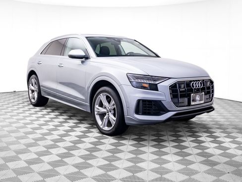 Used 2023 Audi Q8 Premium w/ Convenience Package AWD/4WD image 7