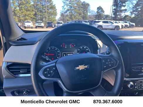 Used 2023 Chevrolet Traverse LS w/ Safety Package image 14