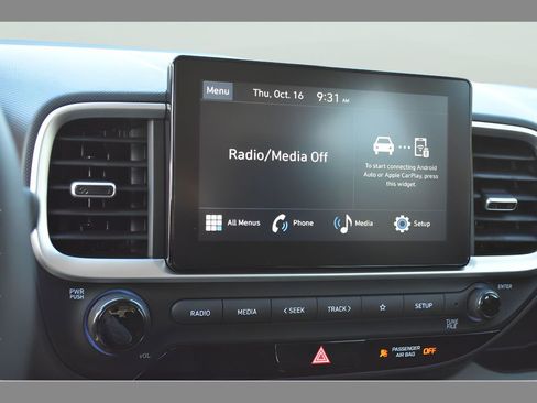 Used 2026 Hyundai Venue SEL image 19