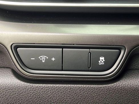 Used 2025 Kia Carnival SX Prestige image 21