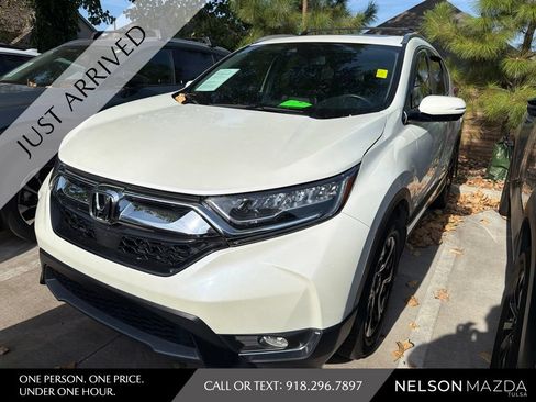 Used 2018 Honda CR-V Touring image 1