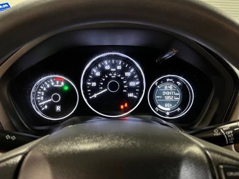 Used 2022 Honda HR-V LX image 26