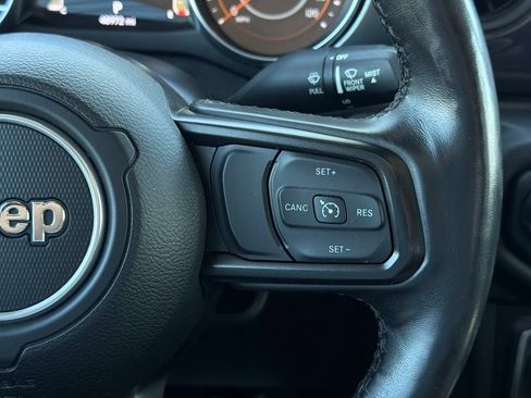 Used 2021 Jeep Gladiator Sport AWD/4WD image 20