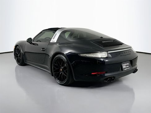 Used 2016 Porsche 911 Targa 4 GTS image 3