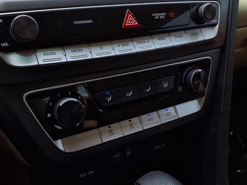 Used 2019 Hyundai Sonata SE FWD image 9