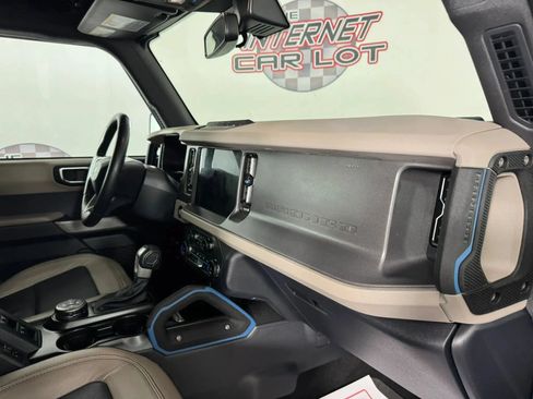 Used 2022 Ford Bronco Wildtrak AWD/4WD image 12
