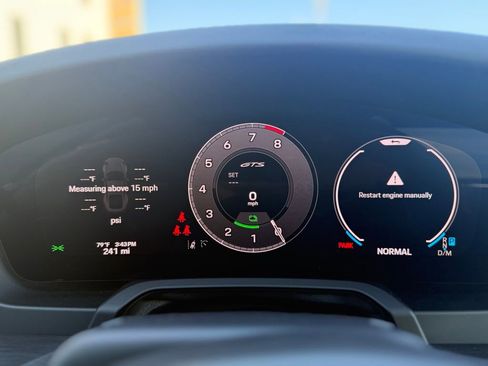 Used 2025 Porsche 911 Carrera GTS image 15