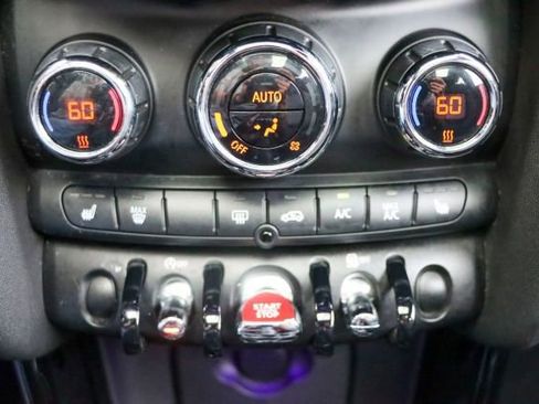 Used 2017 MINI Cooper S image 37
