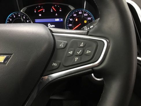 Used 2024 Chevrolet Equinox LT image 38