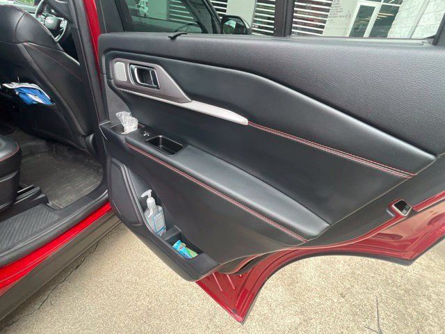 Used 2025 Ford Explorer ST AWD/4WD image 40