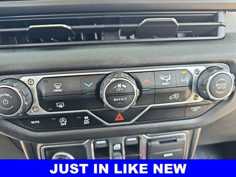 Used 2025 Jeep Wrangler Sport image 20