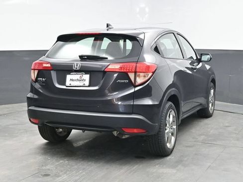Used 2017 Honda HR-V LX image 6