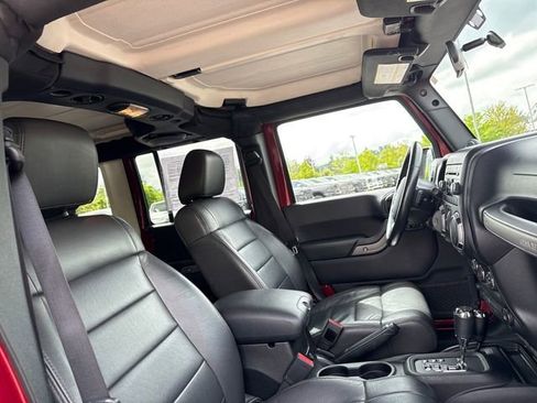 Used 2012 Jeep Wrangler Unlimited Sport AWD/4WD image 25