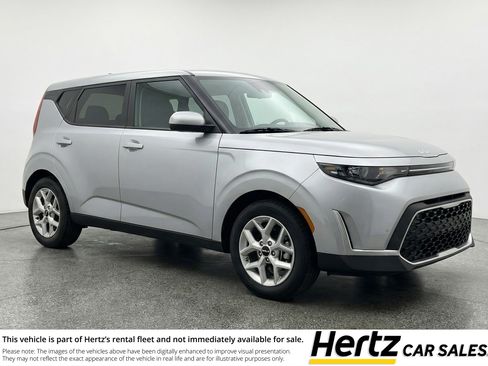 Used 2025 Kia Soul LX w/ LX Technology Package image 1